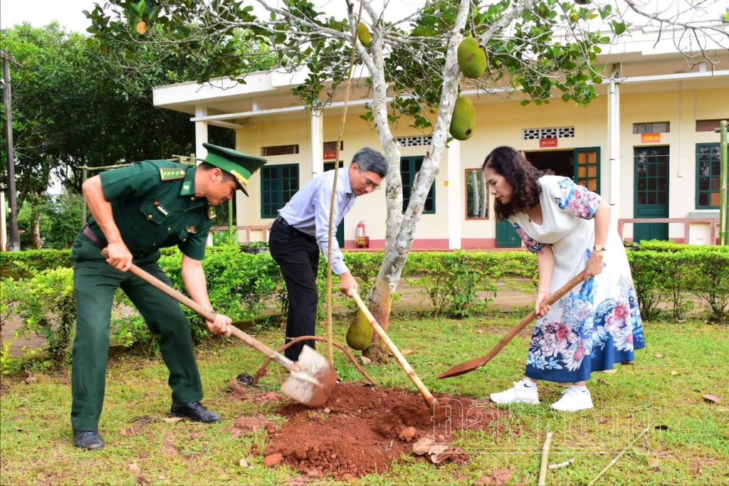 Vườn cây báo Đảng: Nơi lưu giữ kỷ niệm và tinh thần cách mạng